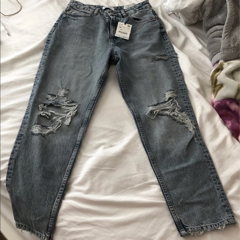 BRAND NEW ZARA DISTRESSED MOM JEANS WITH TAGS